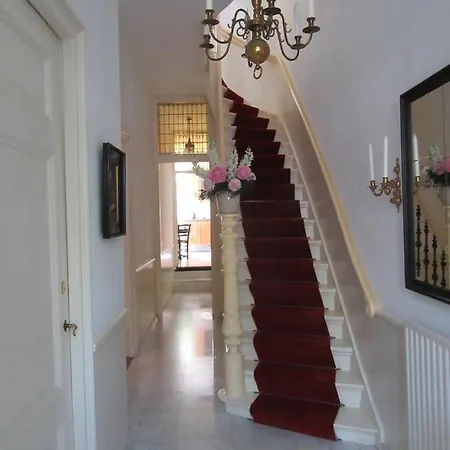Bed & Breakfast Emma's 4*