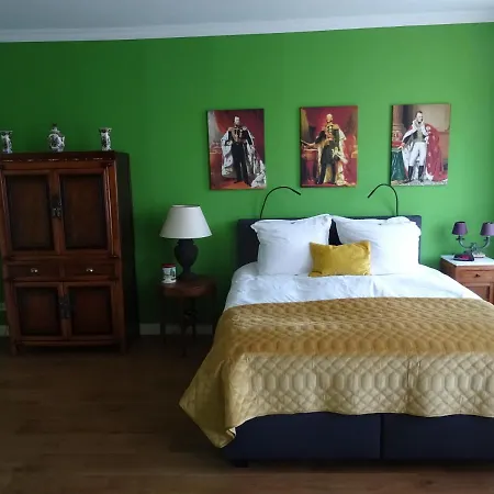 فندق مبيت وإفطار Emma's 3*