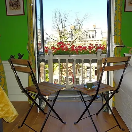 Bed & Breakfast Emma's Haag