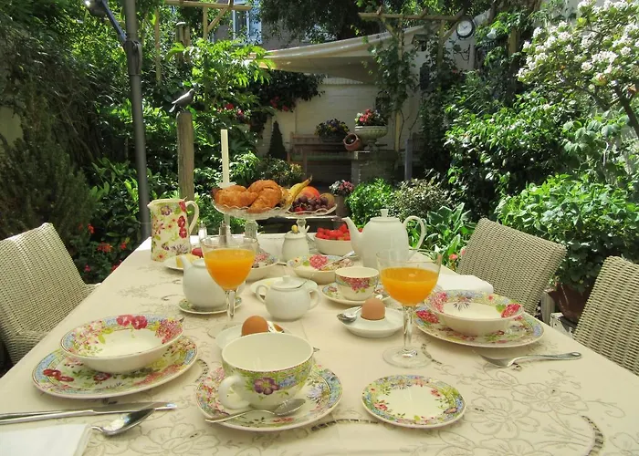 Bed & Breakfast Emma's Haag